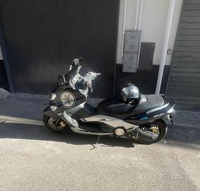 Yamaha T Max - 2003