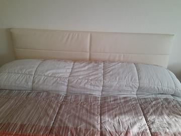 Letto matrimoniale con contenitore come nuovo