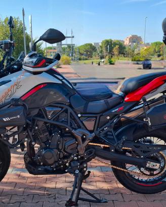 benelli trk 702x 