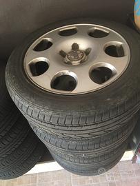 Cerchi in lega Audi 16" con gomme 205/55/R16