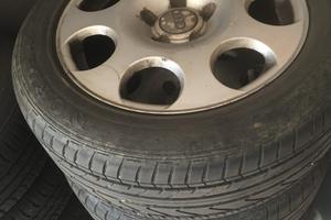 Cerchi in lega Audi 16" con gomme 205/55/R16