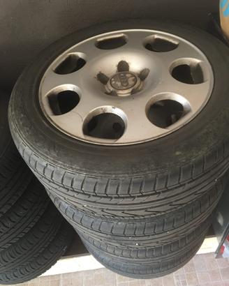 Cerchi in lega Audi 16" con gomme 205/55/R16