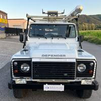 Land Rover Defender 90 2.2 TD4 Station Wagon E N1