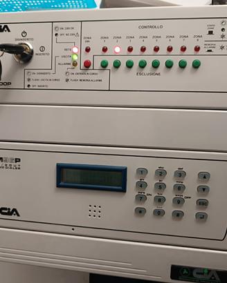 Centrale allarme con combinatore