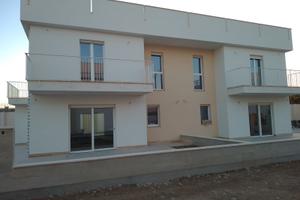 Villa bifamiliare via A. Gargiulo 183