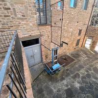 Montacarichi per oggetti