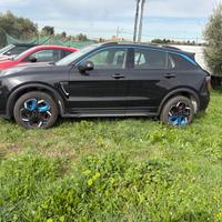 Lynk&co 01 HEV GUASTA
