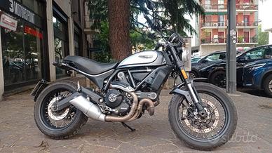 Ducati Scrambler STREET CLASSIC 800