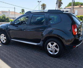 Dacia Duster Laureate 4x2 1.6 Metano