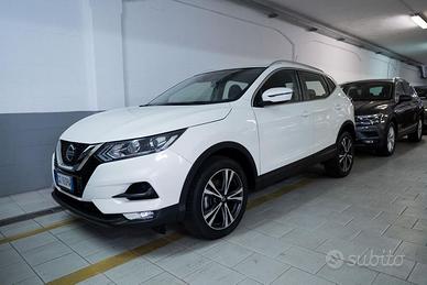 Nissan Qashqai 1.3 dig-t Acenta Premium 140cv