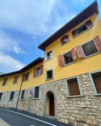 3 LOCALI A VIADANICA