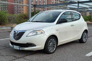 Lancia Ypsilon 1.2 69 CV Platinum