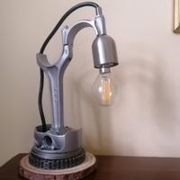 Lampada artigianale su pistone auto !