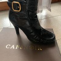 Tronchetto pelle lucida nero