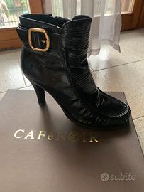 Tronchetto pelle lucida nero