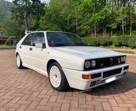 Lancia Delta HF Integrale 2.0