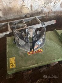 kit carene,faro e frecce originali Tmax 530