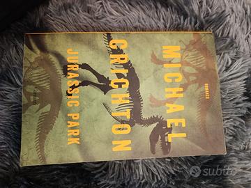 Jurassic Park di Michael Crichton