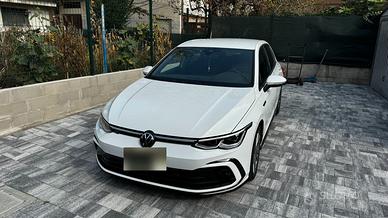 VW Golf 8 R-Line 1.5 TSI 150 CV manuale 33.758 km