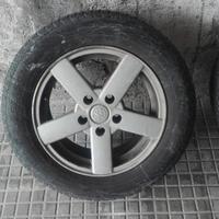 pneumatici con cerchi in lega