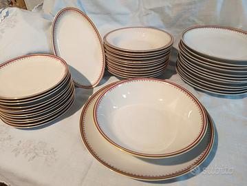 Servizio 42 piatti porcellana fine di Boemia H&C