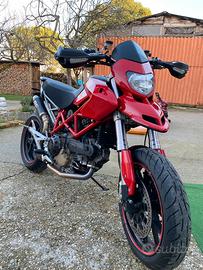 Ducati Hypermotard 1100