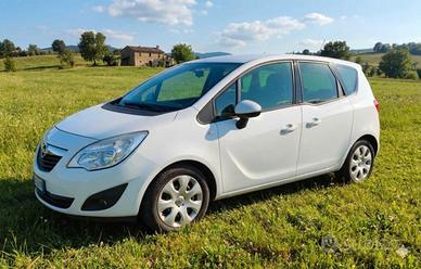 opel meriva tenuta bene