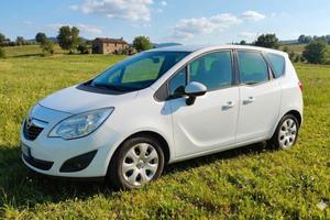 opel meriva tenuta bene