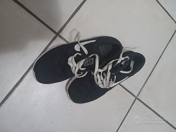 scarpe nere Nike SB Stefan Janoski 
