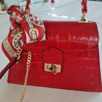 👜  Borsa realizzata a mano con pelle vera