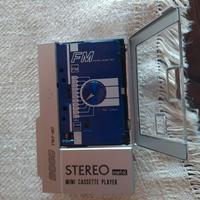 Walkman anni 80 radio e mangianastri