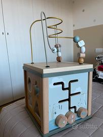 Giocattolo Activity Cube - cubo multi-attività
