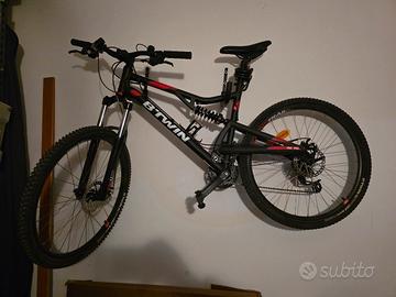 bicicletta B'Twin Rockrider ST 520 S full-suspensi