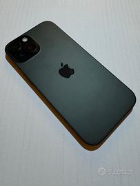 IPhone 15 Nero 128GB + Cover e protezione schermo