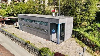 Capannone e uffici di rappresentanza