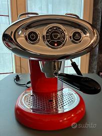 Macchina caffè Illy