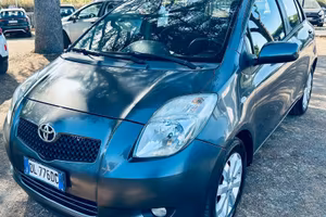 Toyota Yaris 1.3 5 porte Sol