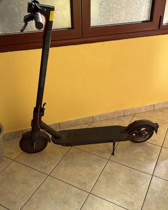 Monopattino xiaomi elettric pro 2