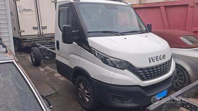 IVECO DAILY 3000 3000 180 CV