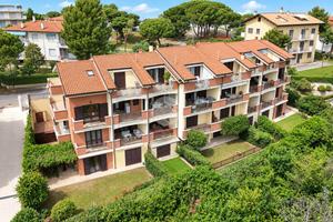 3 LOCALI A PINETO