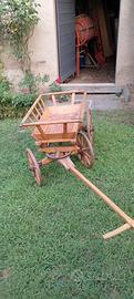 Carretto in legno vintage 