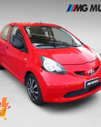 Toyota Aygo 5p 1.0 Now. km 106.000. frizione e gom
