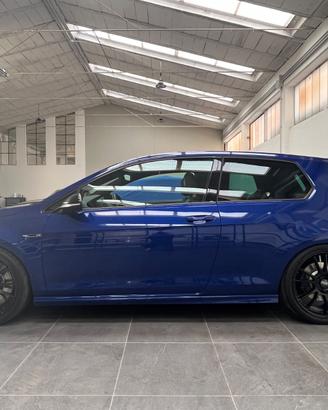 GOLF 7 R 4 Motion - AUTOTEKNICA - PERMUTE