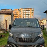CAMION IVECO DAILY RIBALTABILE 