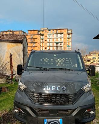 CAMION IVECO DAILY RIBALTABILE 