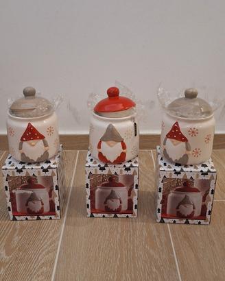 Barattoli in ceramica natalizi