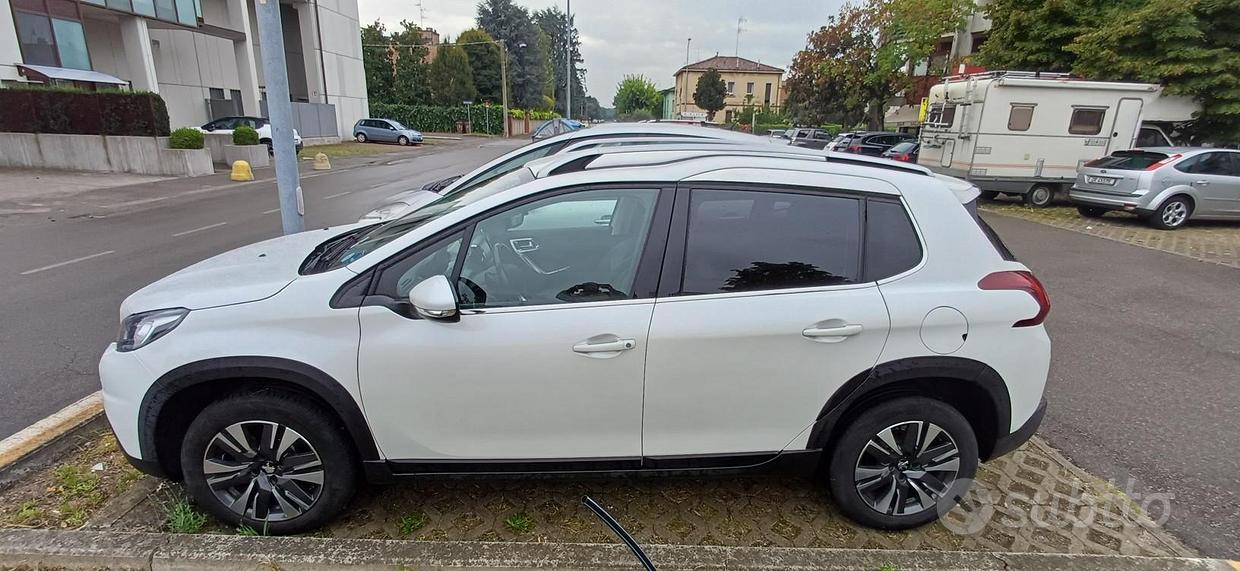 PEUGEOT 2008 1° serie PureTech 82 S&S Allure