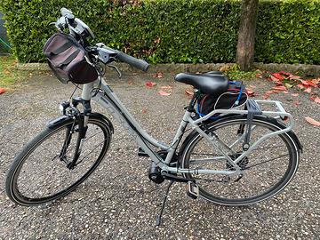 Citybike Olimpia dotata di motore