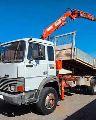 IVECO 145-17 GRU E RIBALTABILE