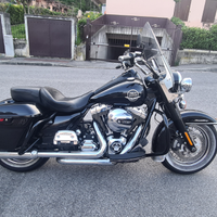 Harley Davidson Roadking 103 leggi bene